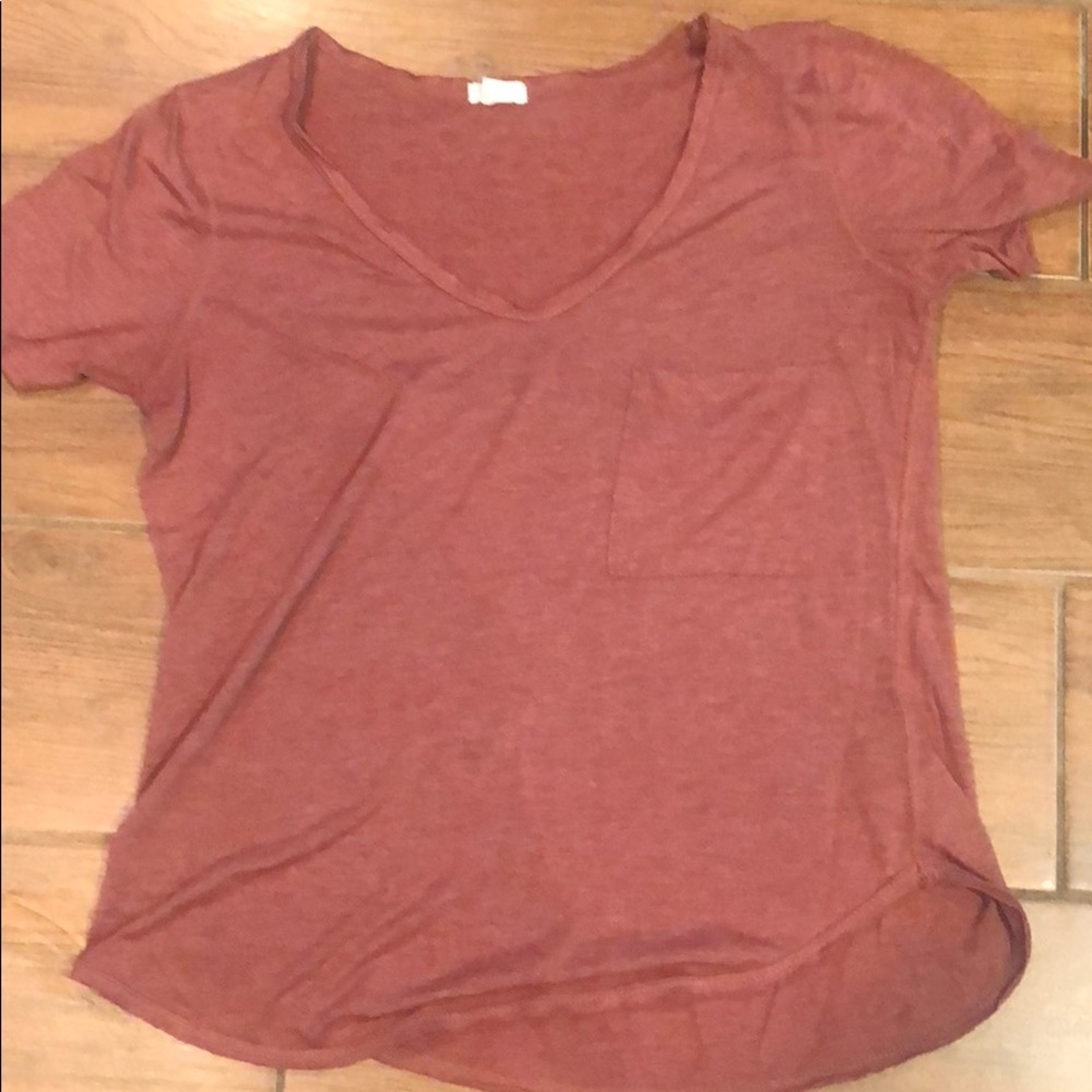 Garage pocket tee